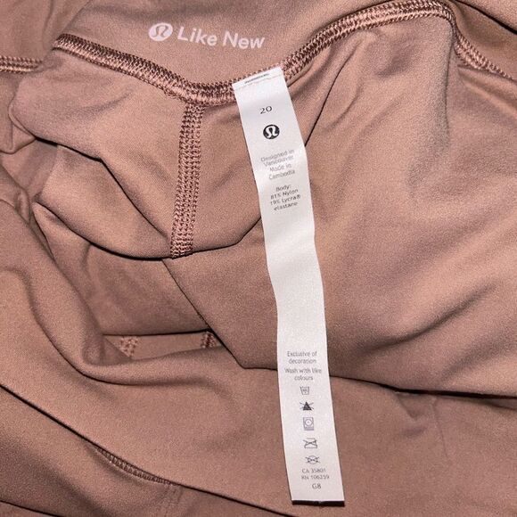 Lululemon Align Wide Leg Super-High-Rise Crop *23" size 20 - Picture 14 of 14